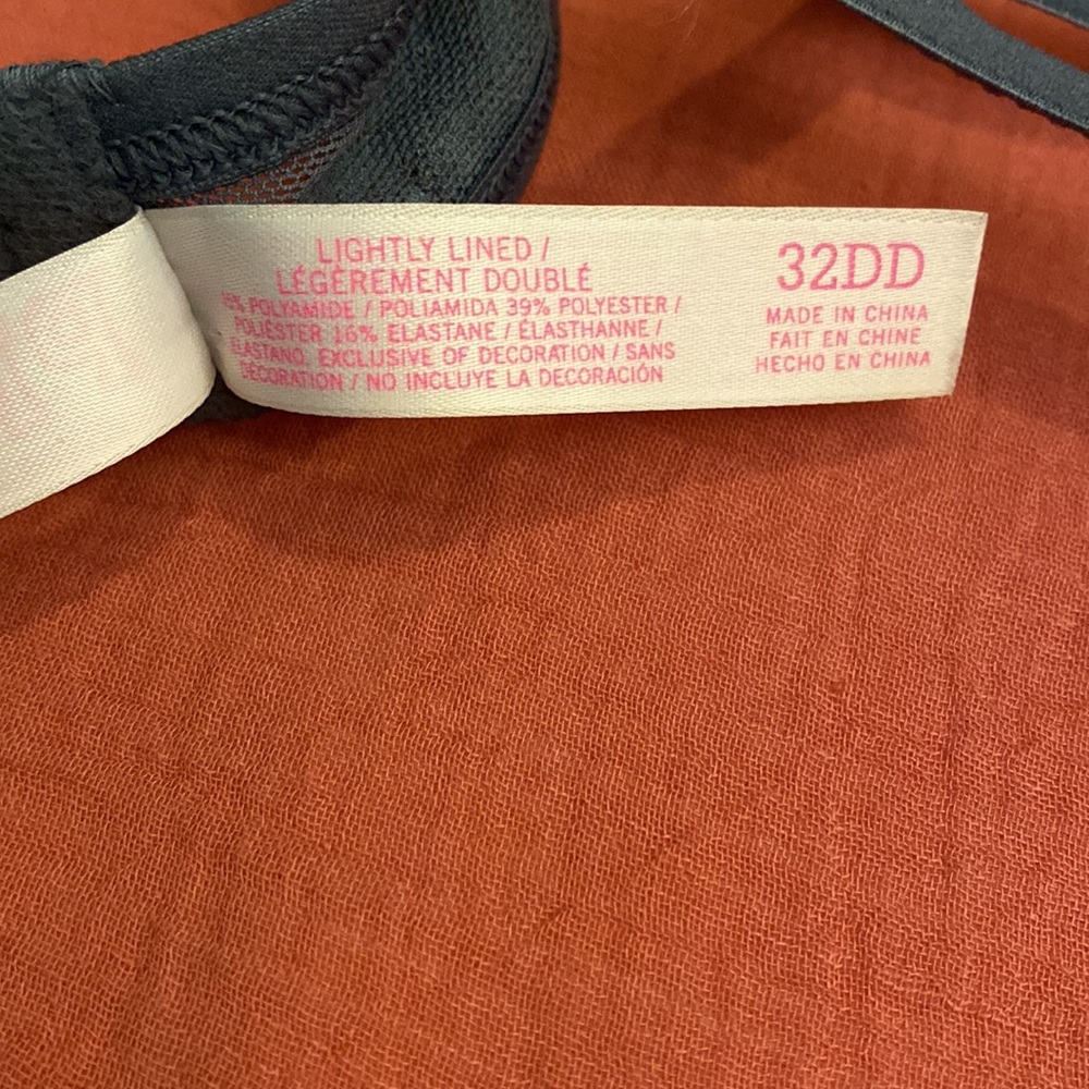 PINK Victoria’s Secret lightly lined underwire push up racer back bra - Picture 5 of 6